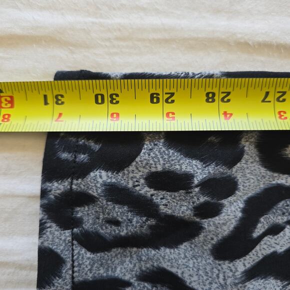 Tripp NYC Womens Leopard Skinny Stretch Pants Size 15/ 32 inch Y2K Emo Grunge - Picture 10 of 10